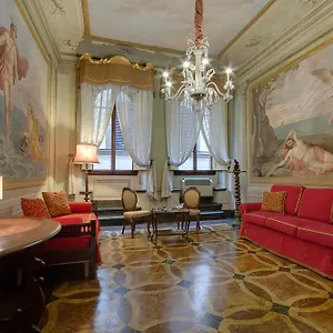 Palazzo Bucciolini Appartement
